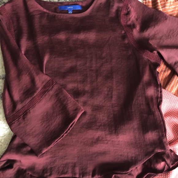 Women’s tops bundle - Picture 2 of 6